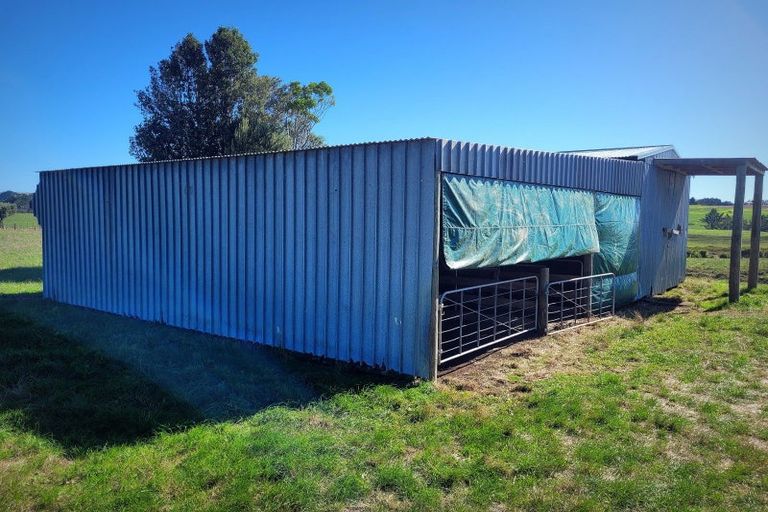 Photo of property in 63 Waipipi Wharf Road, Pollok, Waiuku, 2683