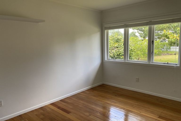 Photo of property in 95 Kervil Avenue, Te Atatu Peninsula, Auckland, 0610