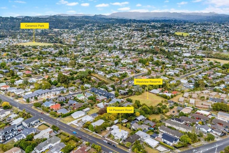 Photo of property in 1a Pleasant Road, Glen Eden, Auckland, 0602