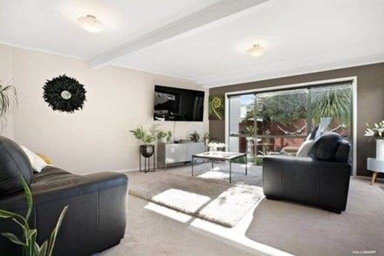Photo of property in 20b Bledisloe Street, Cockle Bay, Auckland, 2014