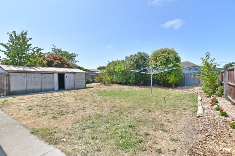 Photo of property in 8 Warblington Street, Aranui, Christchurch, 8061