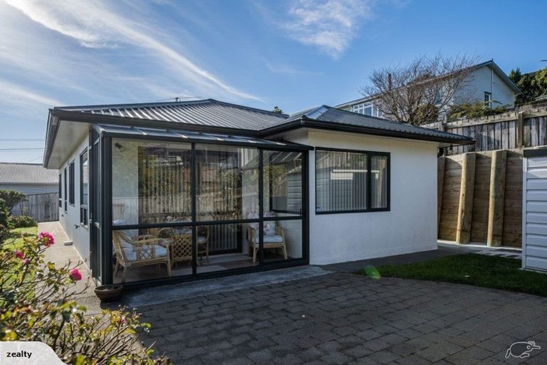 Photo of property in 46u2 Burgess Road, Johnsonville, Wellington, 6037