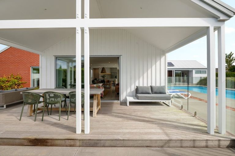 Photo of property in 77 Alan Livingston Drive, Cambridge, 3434