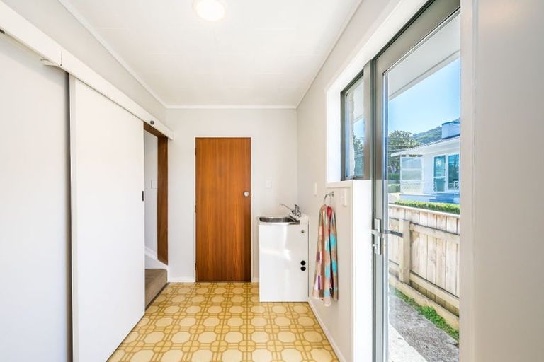 Photo of property in 8a Utauta Street, Waikanae, 5036