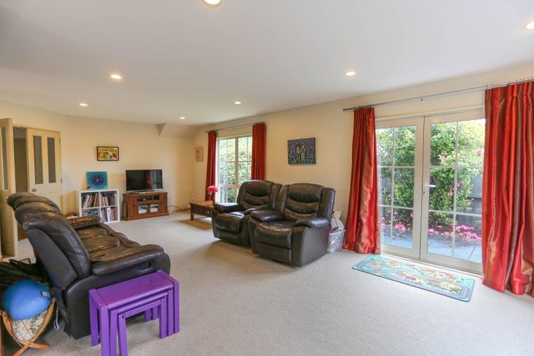 Photo of property in 115 Champion Street, Edgeware, Christchurch, 8013