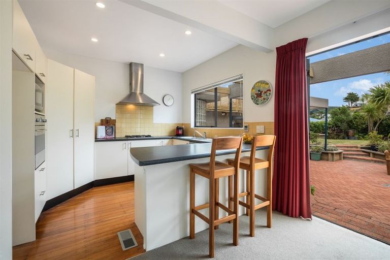 Photo of property in 5 Clifford Road, Johnsonville, Wellington, 6037