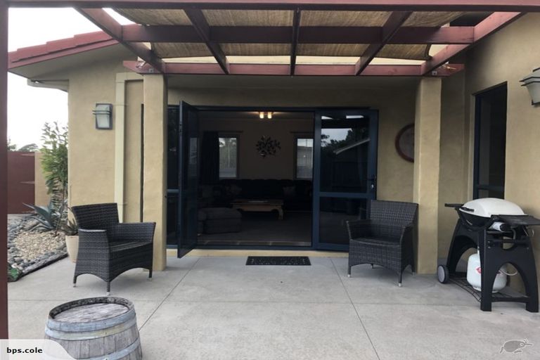 Photo of property in 102 Merriman Place, Pyes Pa, Tauranga, 3112