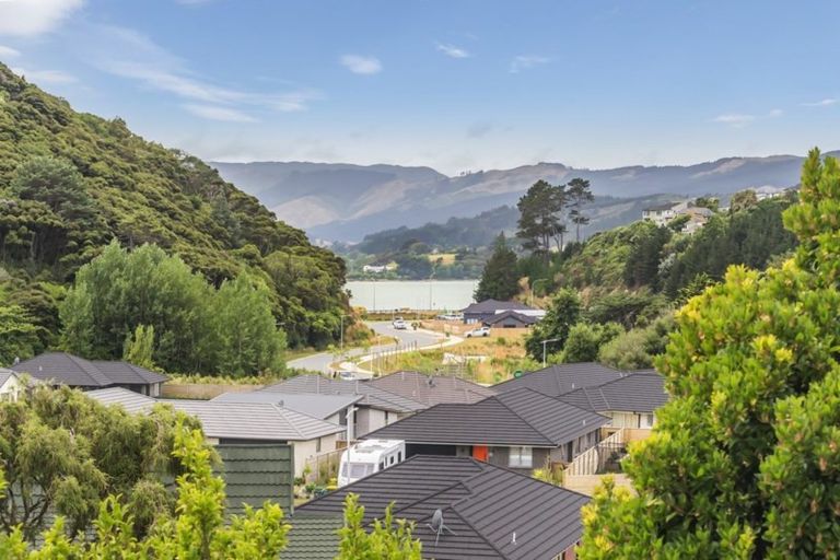 Photo of property in 33 Shackle Lane, Whitby, Porirua, 5024