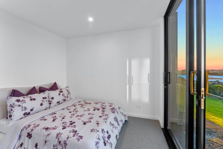 Photo of property in 45a Rosario Crescent, Red Beach, 0932