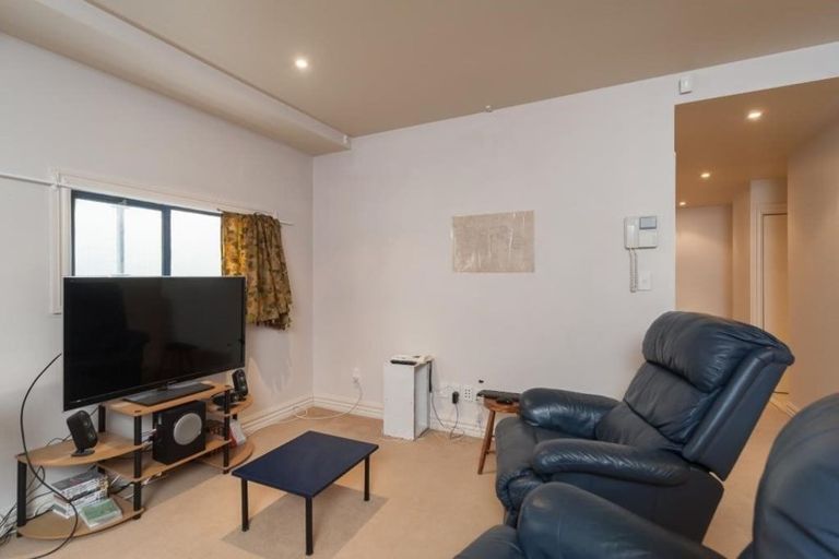 Photo of property in Renwick Apartments, 17/99u Dixon Street, Te Aro, Wellington, 6011