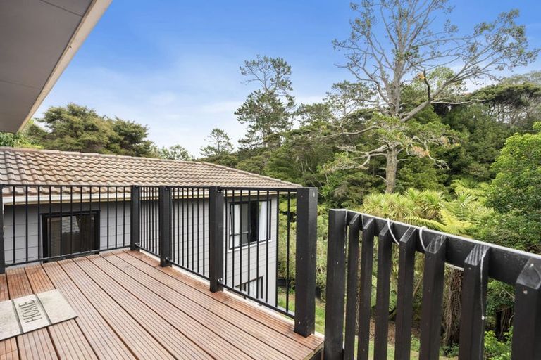 Photo of property in 126 Spinella Drive, Bayview, Auckland, 0629