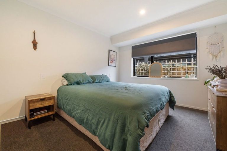 Photo of property in 17 Cheviot Street, Jacks Point, 9371