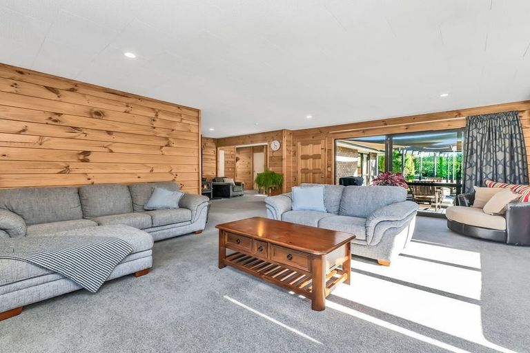 Photo of property in 9 De Renzie Place, Kirwee, Darfield, 7571