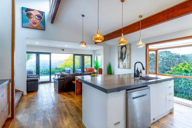 Photo of property in 47 Huia Road, Titirangi, Auckland, 0604