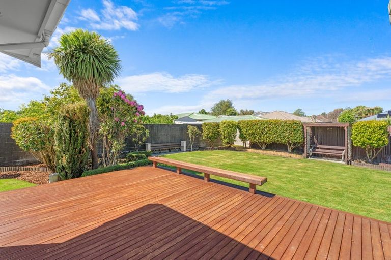 Photo of property in 11a Wyatt Place, Russley, Christchurch, 8042