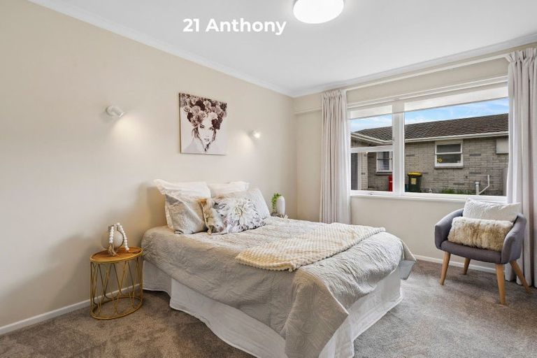 Photo of property in 21 Anthony Grove, Paraparaumu Beach, Paraparaumu, 5032