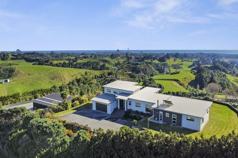 Photo of property in 62 Atkinson Road, Hurworth, New Plymouth, 4371
