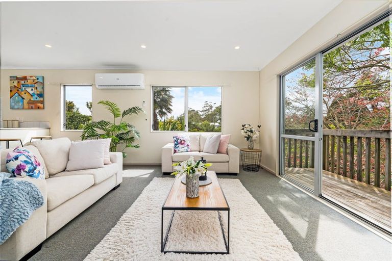 Photo of property in 62a Glendale Road, Glen Eden, Auckland, 0602