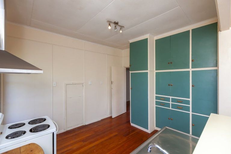 Photo of property in 4 Mckay Street, Paraparaumu Beach, Paraparaumu, 5032