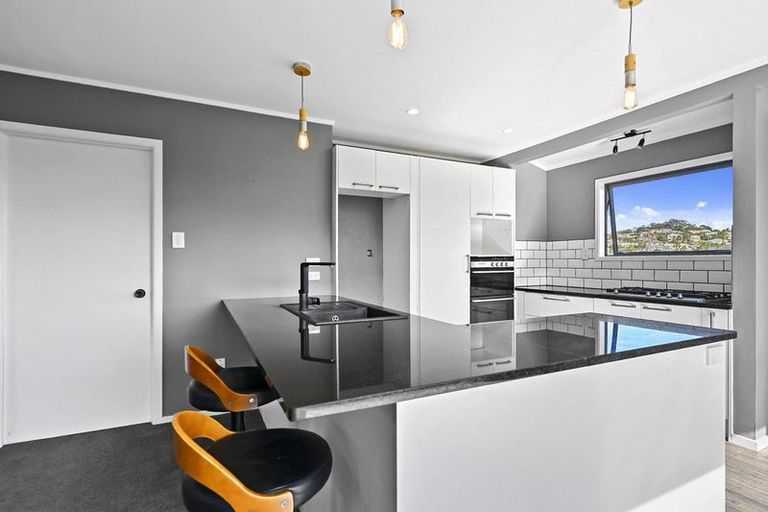 Photo of property in 1291 Whangaparaoa Road, Army Bay, Whangaparaoa, 0930