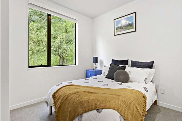 Photo of property in 1/18 Oriental Terrace, Oriental Bay, Wellington, 6011
