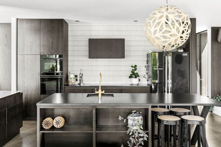 Photo of property in 1 Mcrae Rise, Wanaka, 9305