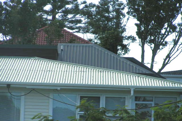 Photo of property in 2/33 Merriefield Avenue, Forrest Hill, Auckland, 0620