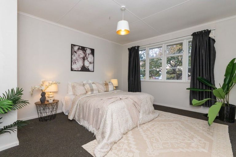 Photo of property in 2 Forth Terrace, Roslyn, Palmerston North, 4414