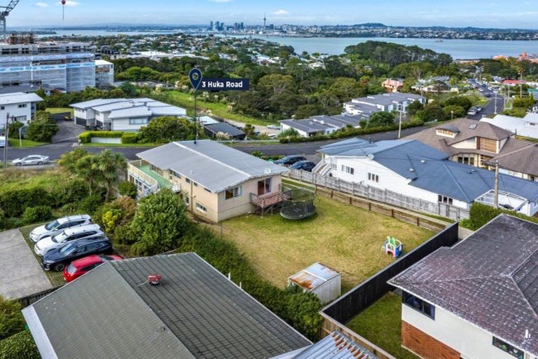 Photo of property in 3 Huka Road, Birkenhead, Auckland, 0626