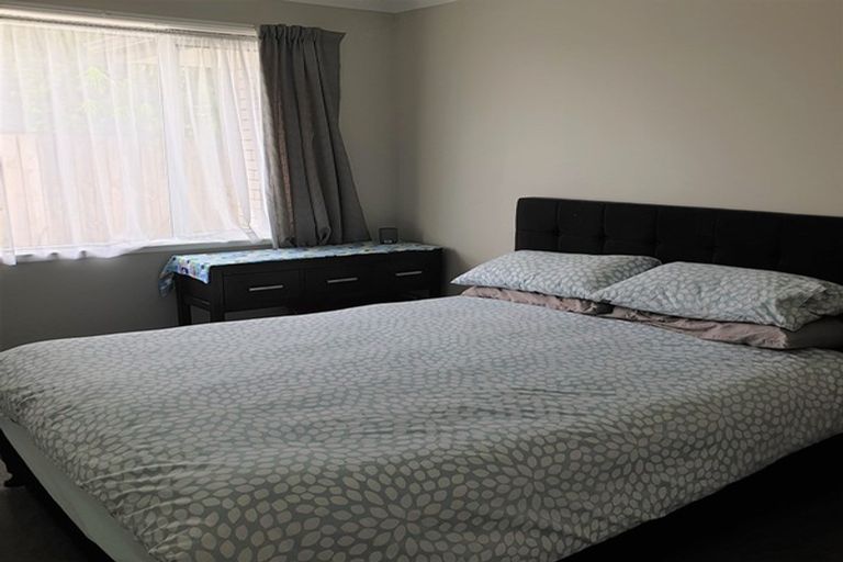 Photo of property in 30a Mellsop Avenue, Waiuku, 2123