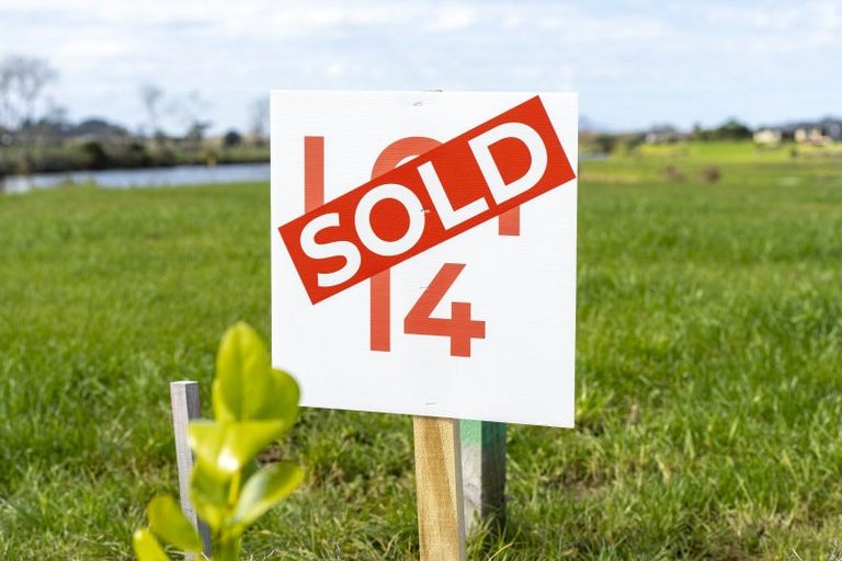 Photo of property in 38 Ferry Road, Waipu, 0510