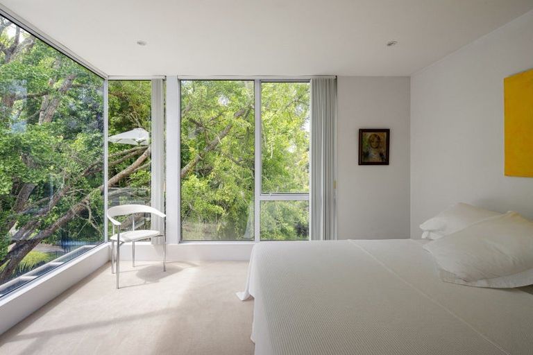 Photo of property in 1a Hamilton Parade, Hamilton Central, Hamilton, 3204