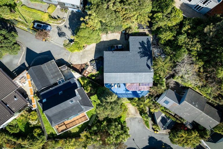 Photo of property in 11 Selkirk Way, Karori, Wellington, 6012