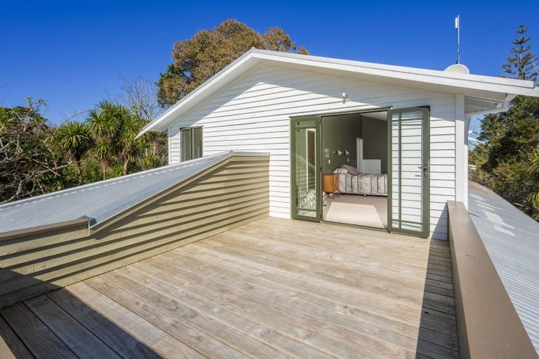Photo of property in 386 Upper Harbour Drive, Greenhithe, Auckland, 0632