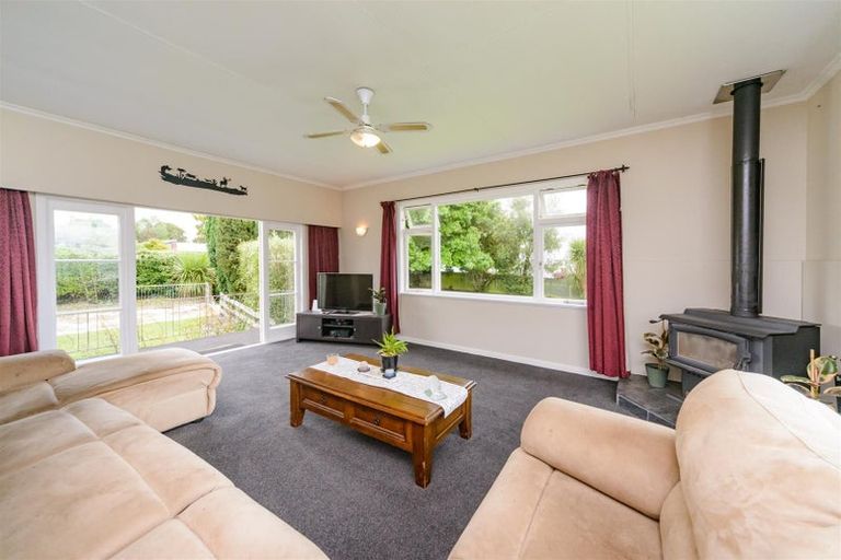 Photo of property in 15 Maunder Street, Marton, 4710