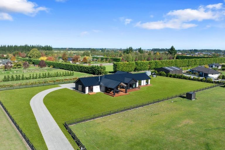 Photo of property in 14 Beal Place, Swannanoa, Kaiapoi, 7692