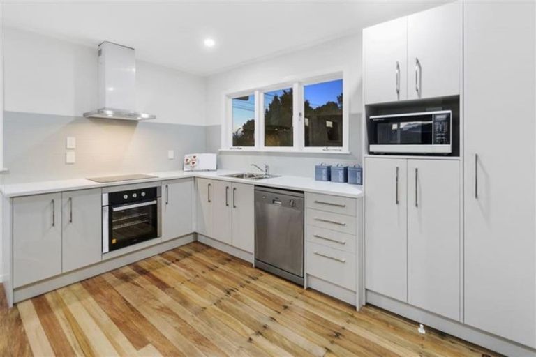 Photo of property in 128 Gloucester Road, Manurewa, Auckland, 2102