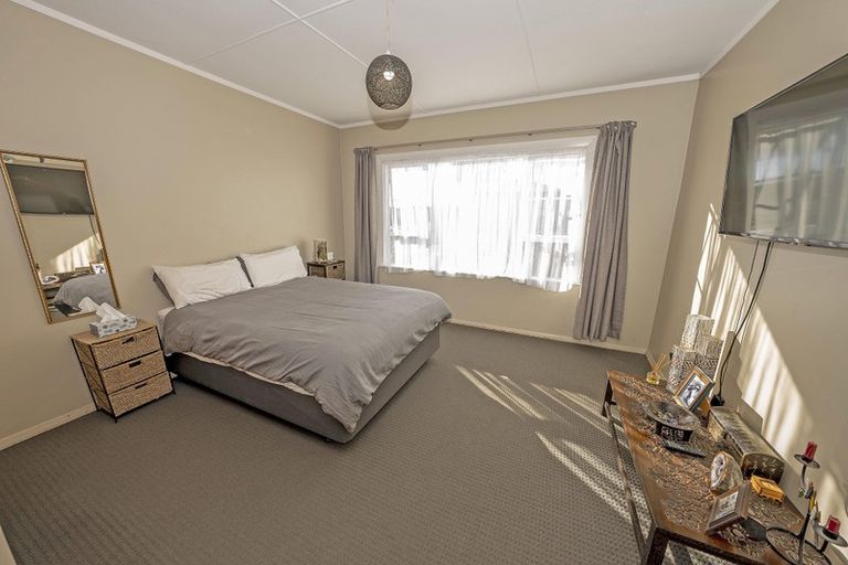 Photo of property in 133 Russell Street, Westport, 7825