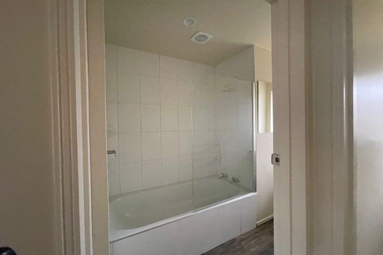 Photo of property in 4/4a Hayton Road, Hornby, Christchurch, 8042