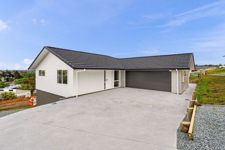 Photo of property in 7 Milla Mae Rise, Woodhill, 0110