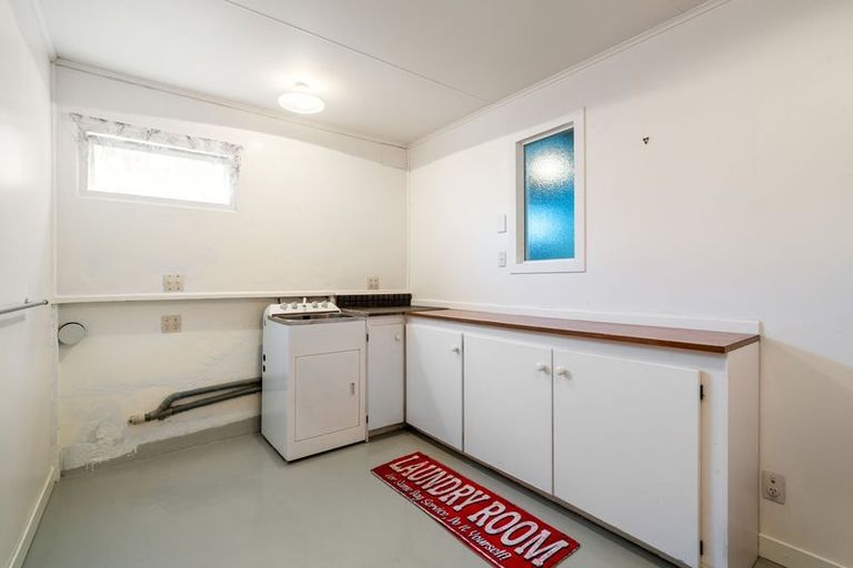 Photo of property in 18 Colquhoun Street, Glenross, Dunedin, 9011