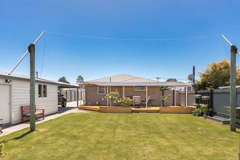 Photo of property in 16 Forbes Street, Westport, 7825