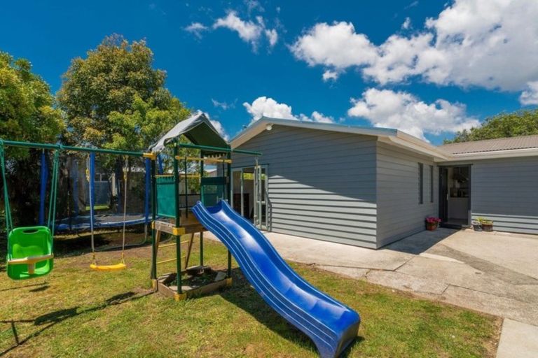 Photo of property in 3 Meadow Drive, Whitianga, 3510