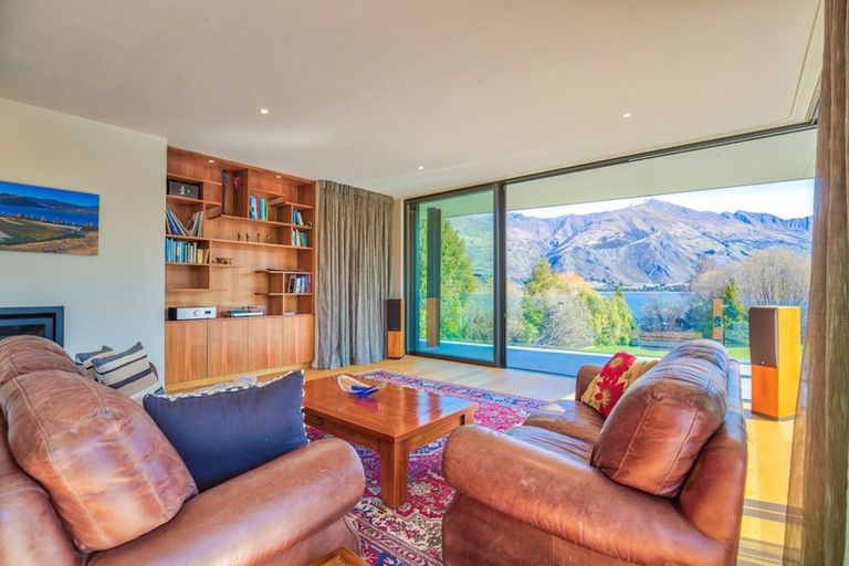 Photo of property in 221 Lakeside Road, Wanaka, 9305