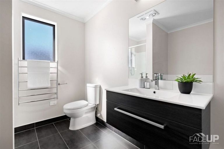 Photo of property in 4 Kotuku Lane, Hobsonville, Auckland, 0616