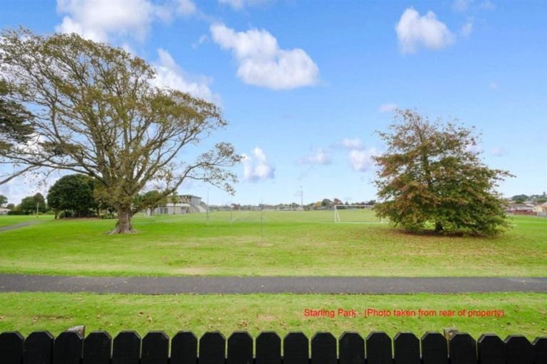 Photo of property in 2/77 Luanda Drive, Ranui, Auckland, 0612