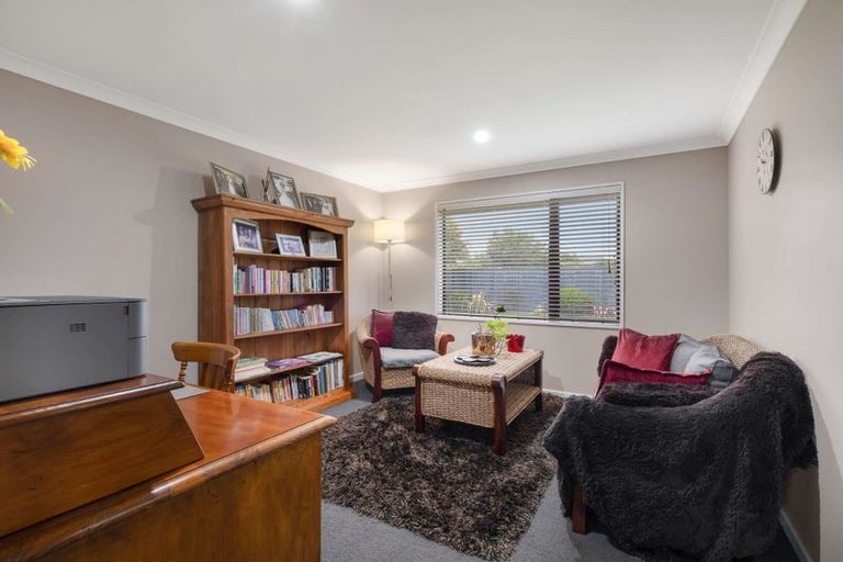 Photo of property in 52 Fairfield Way, Rolleston, 7614