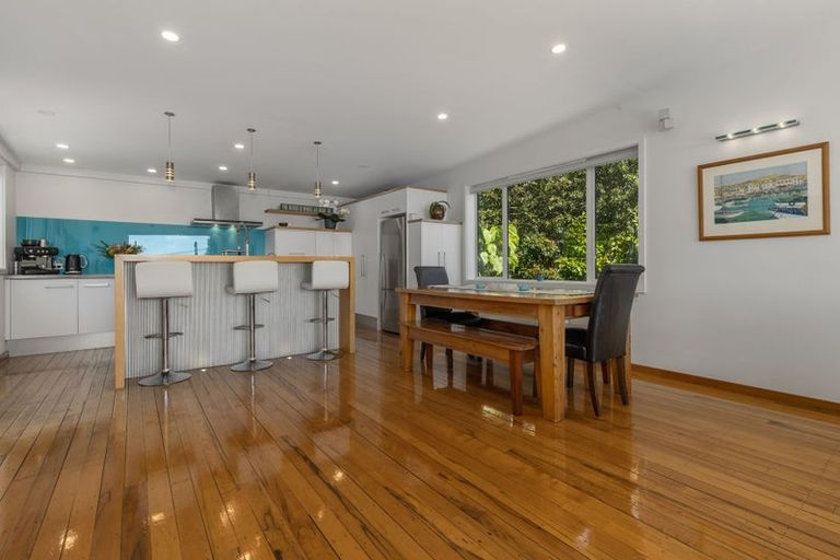 Photo of property in 13 Karekare Road, Raumati South, Paraparaumu, 5032