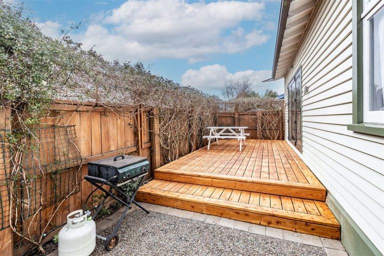 Photo of property in 96 Condell Avenue, Papanui, Christchurch, 8053