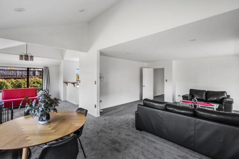 Photo of property in 15 Westlake Drive, Halswell, Christchurch, 8025